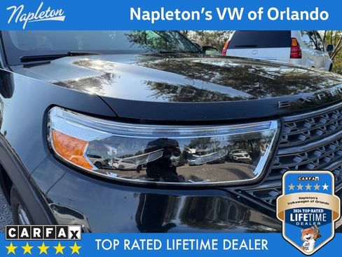 Used 2024 Ford Explorer XLT w/ Equipment Group 202A image 4