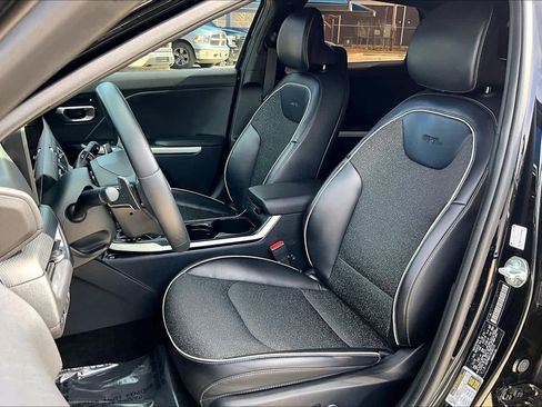 Used 2025 Kia K4 GT-Line w/ GT-Line Sunroof Package image 8