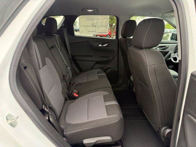 New 2026 Chevrolet Blazer LT w/ Convenience Package FWD image 5