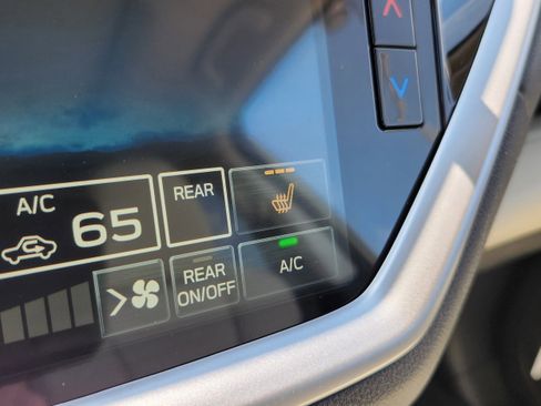 New 2026 Subaru Ascent Limited AWD/4WD image 12