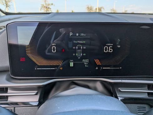 New 2026 Kia Sportage LX FWD image 30