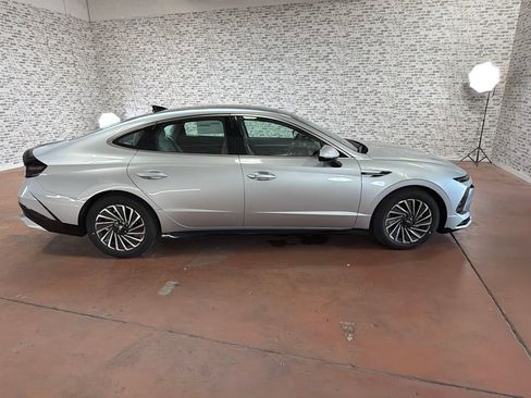 New 2026 Hyundai Sonata SEL FWD image 8