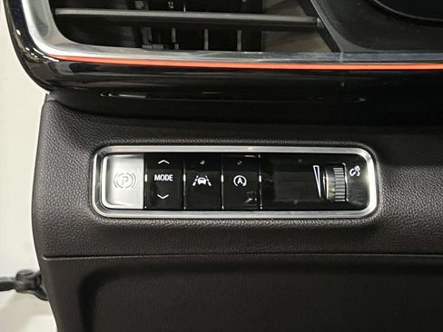 Used 2024 Buick Envision Preferred AWD/4WD image 24