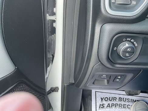Used 2021 RAM 1500 Big Horn image 21