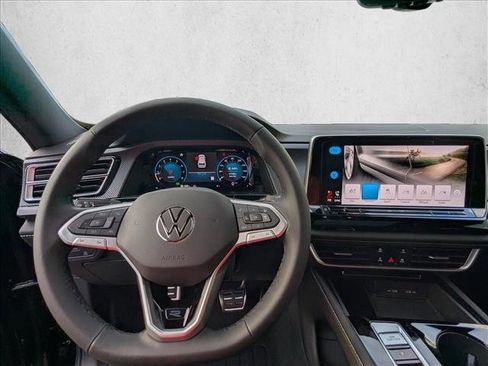 New 2026 Volkswagen Atlas Cross Sport SEL R-Line AWD/4WD image 15