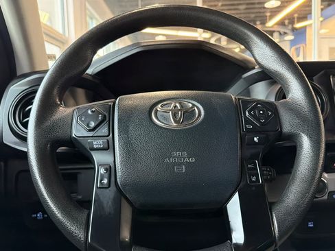 Used 2019 Toyota Tacoma SR w/ SR Convenience Package image 23