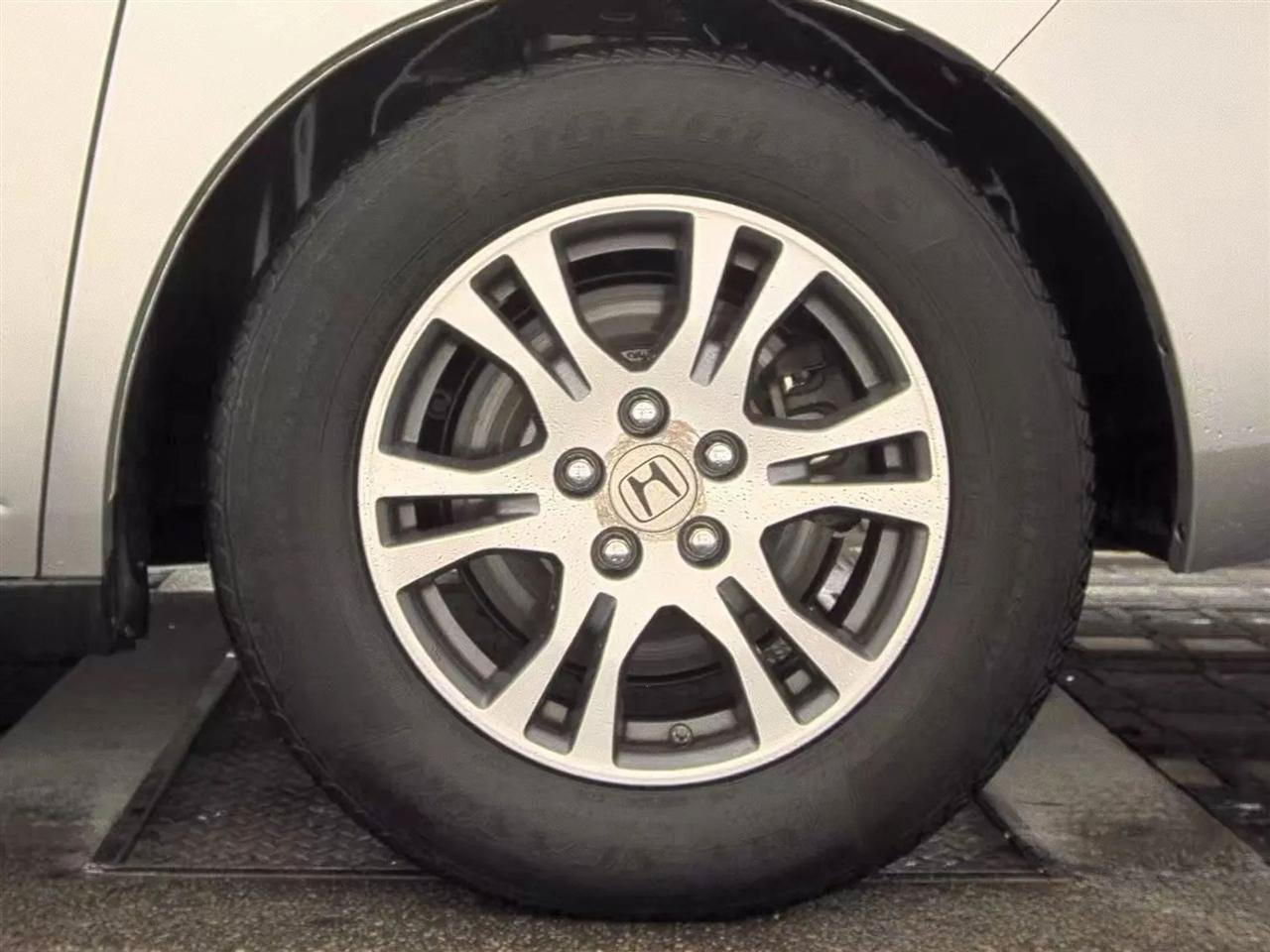 Used 2012 Honda Odyssey EX image 12