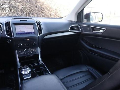 Used 2020 Ford Edge SEL w/ Convenience Package image 27