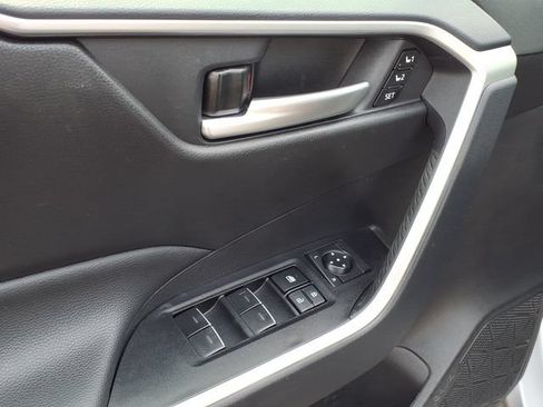Used 2025 Toyota RAV4 XLE Premium w/ Weather Package AWD/4WD image 15