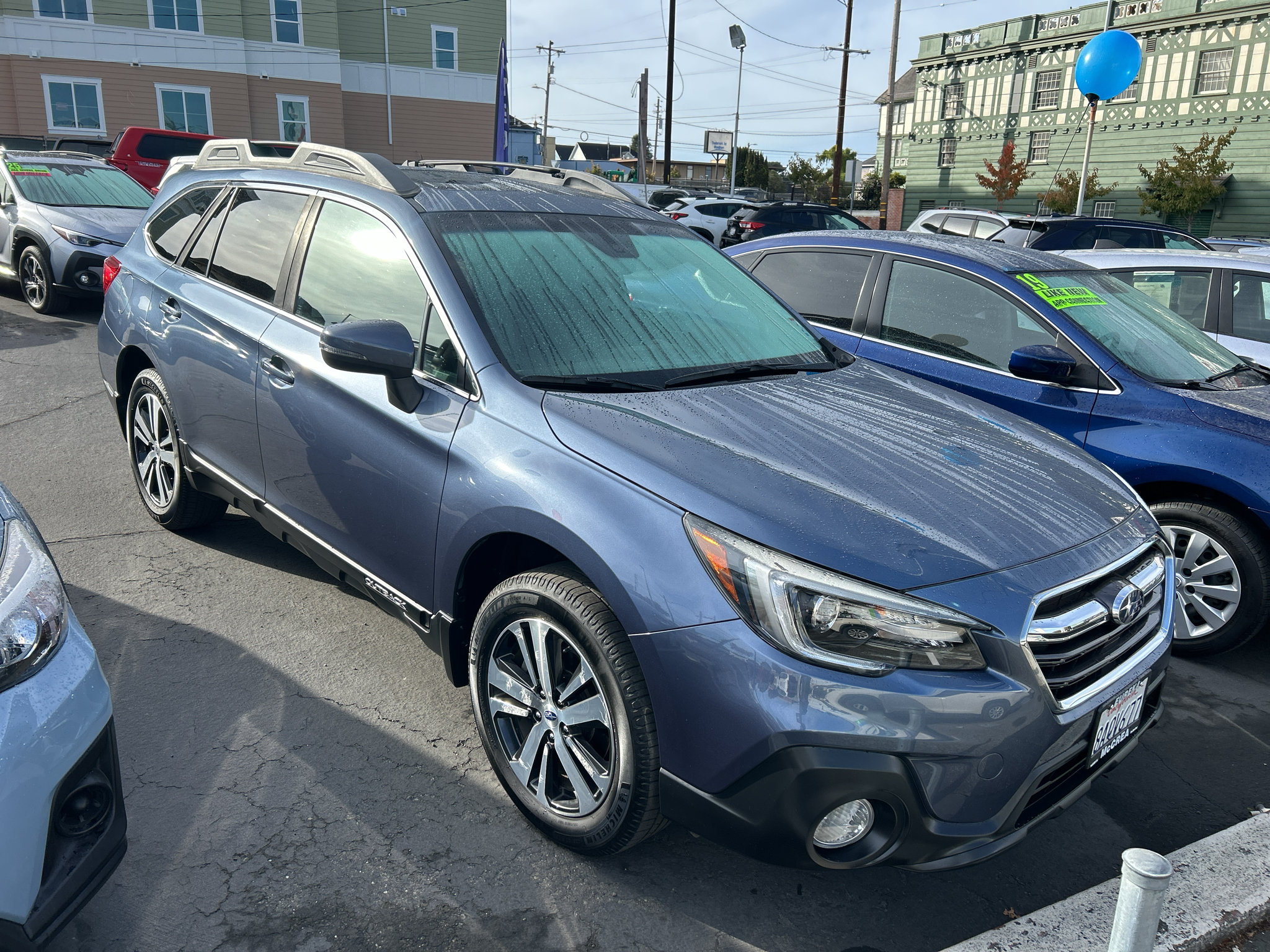 Used 2018 Subaru Outback 2.5i Limited AWD/4WD image 3
