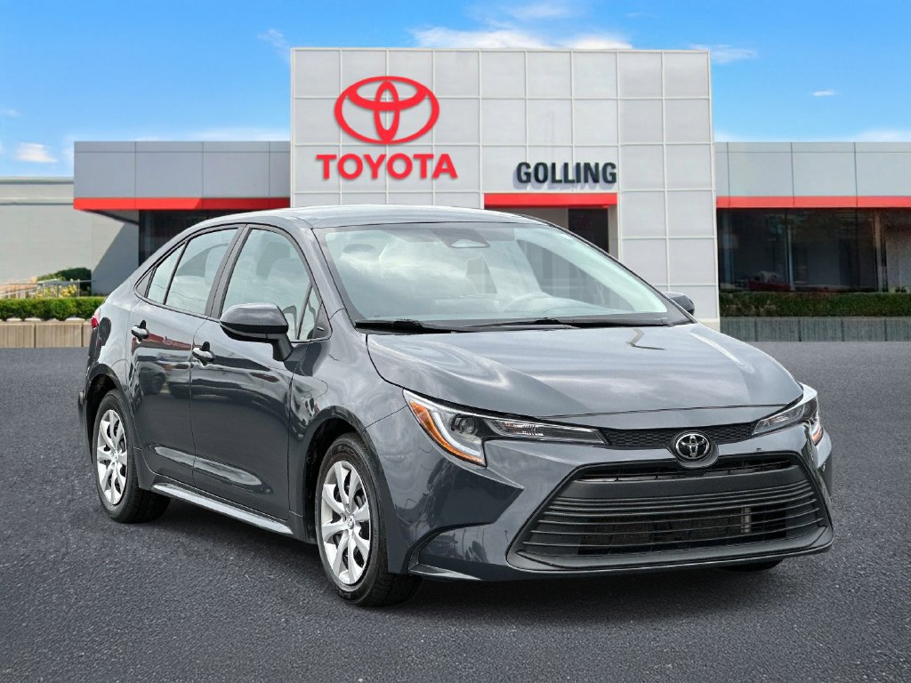 Used 2025 Toyota Corolla LE FWD image 7