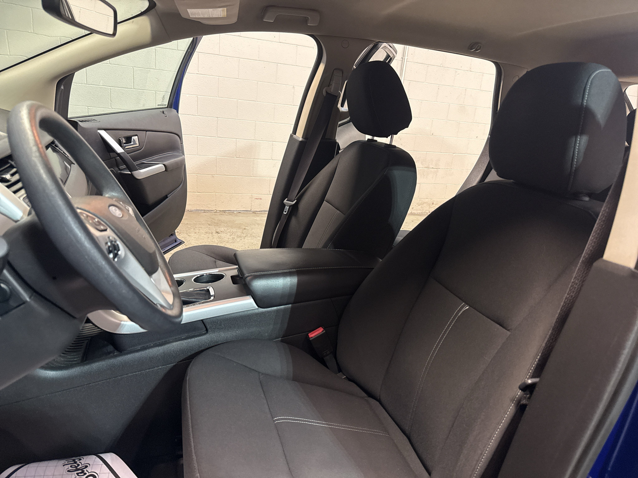 Used 2013 Ford Edge SE FWD image 16