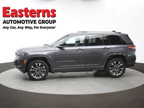 Used 2023 Jeep Grand Cherokee Overland w/ Luxury Tech Group IV AWD/4WD image 64
