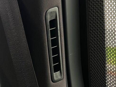 Used 2025 Lexus LX 600 4WD w/ Luxury Package image 57