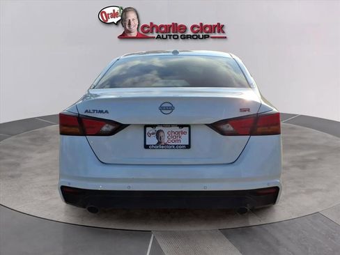 Used 2024 Nissan Altima 2.5 SR image 4