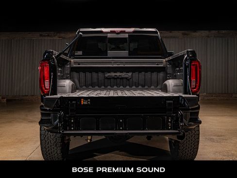 Used 2020 GMC Sierra 2500 AT4 w/ AT4 Premium Package AWD/4WD image 8
