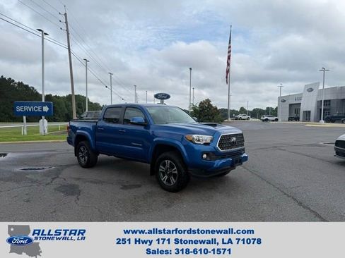 Used 2018 Toyota Tacoma TRD Sport AWD/4WD image 1