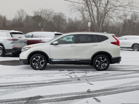 Used 2017 Honda CR-V Touring image 8