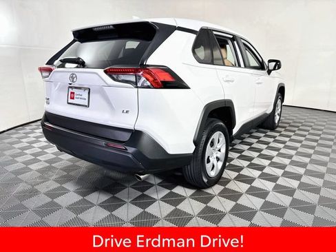 Certified 2025 Toyota RAV4 LE FWD image 23