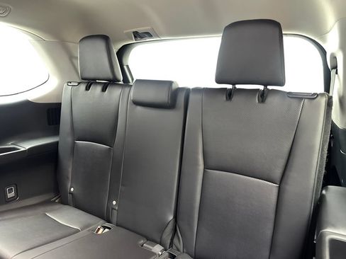 Used 2024 Toyota Grand Highlander FWD image 40