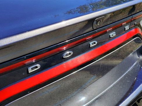 Used 2022 Dodge Charger SXT image 8