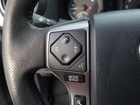 Used 2019 Toyota Tacoma SR5 image 16