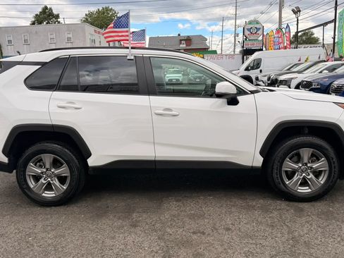 Used 2024 Toyota RAV4 XLE FWD image 11
