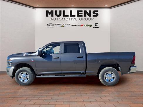 New 2026 RAM 2500 Tradesman AWD/4WD image 8