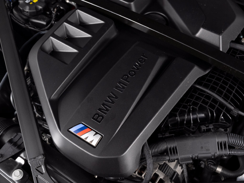 Used 2026 BMW M2 w/ Lighting Package RWD image 64