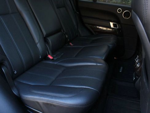 Used 2015 Land Rover Range Rover Supercharged AWD/4WD image 31