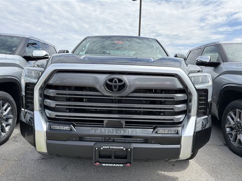 New 2026 Toyota Tundra Limited AWD/4WD image 3