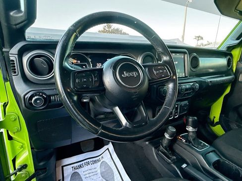 Used 2021 Jeep Wrangler Willys image 12