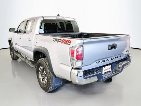 Used 2023 Toyota Tacoma TRD Off-Road AWD/4WD image 9