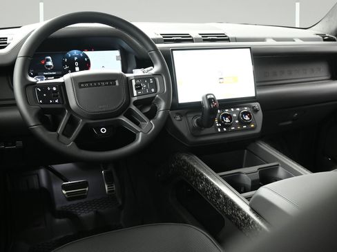 New 2026 Land Rover Defender 110 AWD/4WD image 7