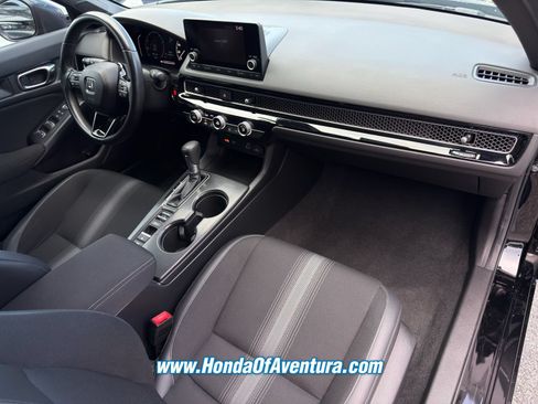 Certified 2024 Honda Civic Sport image 11