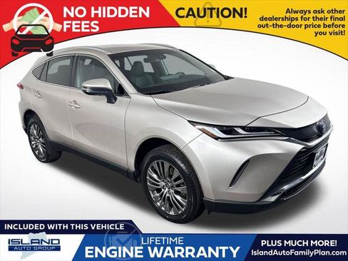 Certified 2023 Toyota Venza XLE AWD/4WD image 1