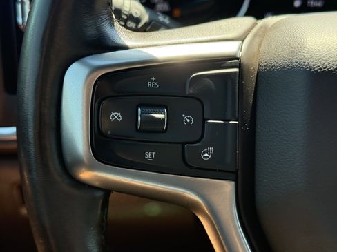 Used 2021 Chevrolet Silverado 1500 LT w/ Bed Protection Package RWD image 16
