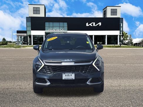 Used 2023 Kia Sportage LX AWD/4WD image 3