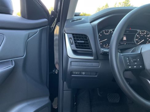 New 2026 Nissan Rogue S image 23