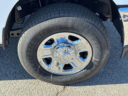 New 2026 RAM 2500 Tradesman w/ Chrome Appearance Group