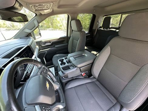 Used 2024 Chevrolet Silverado 3500 LT w/ Safety Package image 19