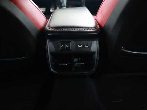 Used 2024 Dodge Charger Daytona Scat Pack w/ Plus Group AWD/4WD image 34