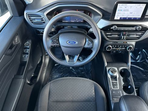 Used 2025 Ford Escape Active image 16