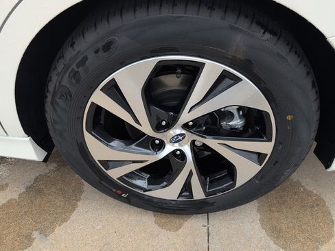 Used 2025 Subaru Legacy Premium w/ Popular Package #1A image 11