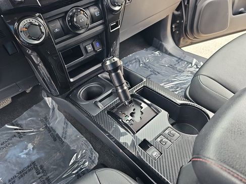 Used 2022 Toyota 4Runner TRD Off-Road Premium image 24