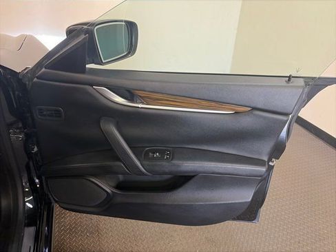 Used 2015 Maserati Ghibli S Q4 image 34