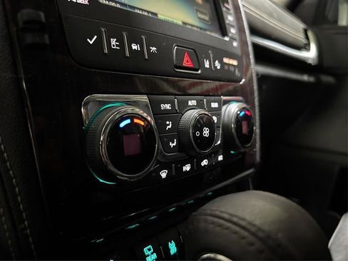 Used 2017 Chevrolet Traverse Premier AWD/4WD image 24