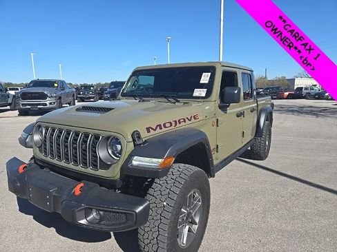 Used 2025 Jeep Gladiator Mojave image 4