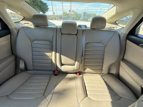 Used 2017 Ford Fusion SE FWD image 41