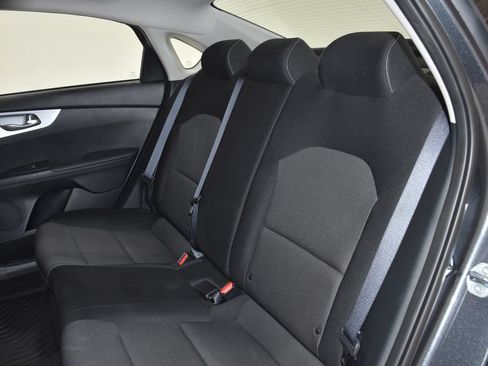 Used 2024 Kia Forte LXS w/ LXS Technology Package FWD image 28